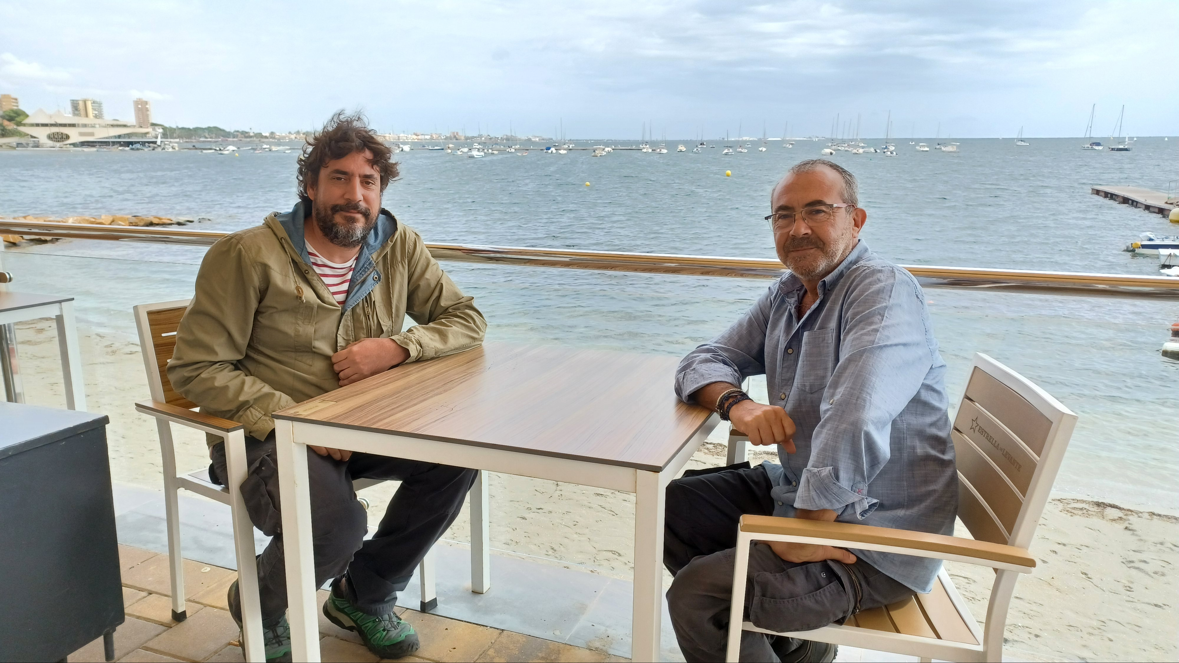 Eduardo Salazar y Joaquín Sánchez en el Mar Menor